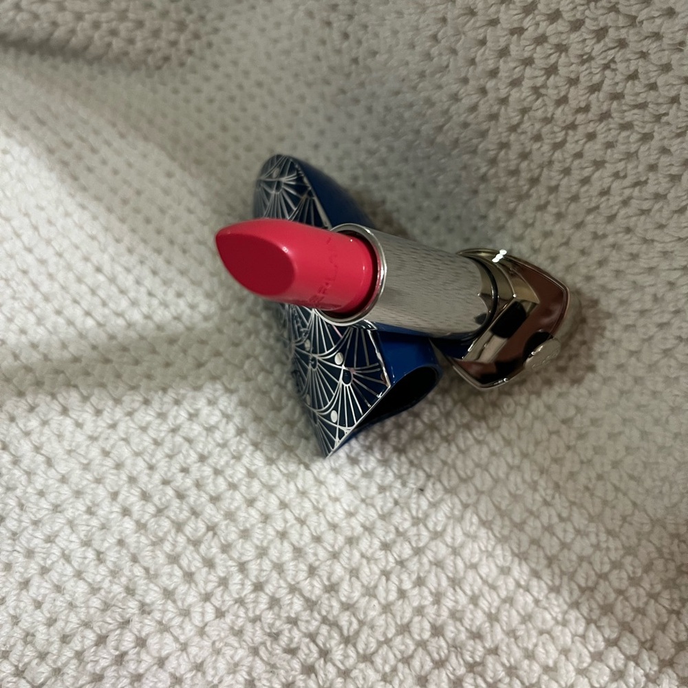 Guerlain Lipstick with case